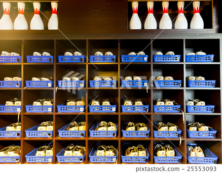 Bowling shoes 25553093