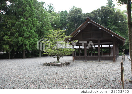 Five-tall Hall _ Kuju-dono _ Gyomu _ Ise Shrine 25553760