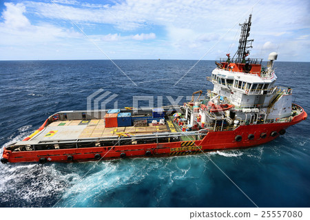 Offshore construction platform for production oil Offshore construction platform for production oil 25557080