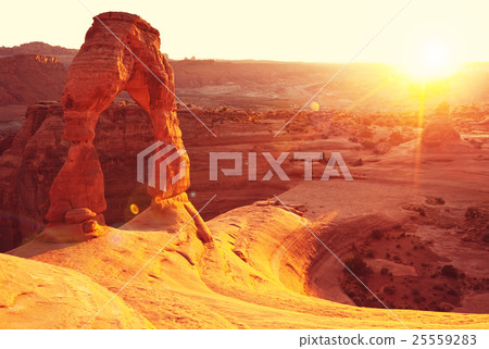 Delicate arch 25559283