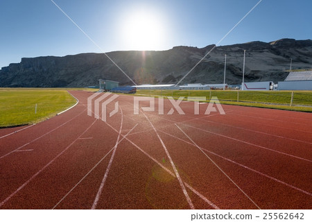 Running track outdoors Running track outdoors 25562642