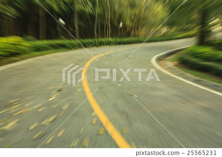 Zoom on the road. Zoom on the road. 25565231