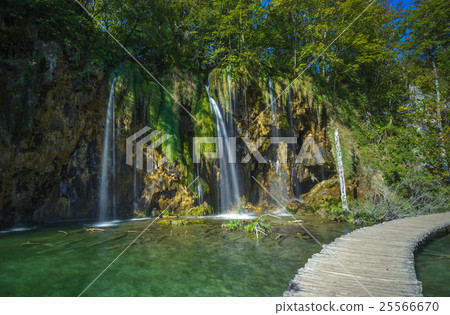 Plitvice Lakes National Park, Croatia.  25566670