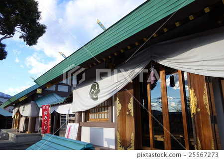 Isehara Ojinjinga from the 2 main shrines right Isehara Ojinjinga from the 2 main shrines right 25567273