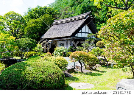Old houses Old houses 25581778