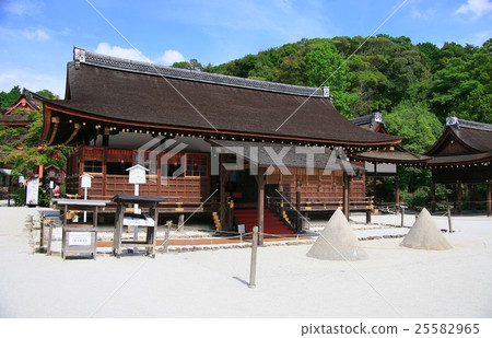 Kamigamo Shrine 25582965