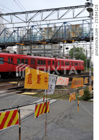 在名鐵神宮前站的鐵路道口 25584128