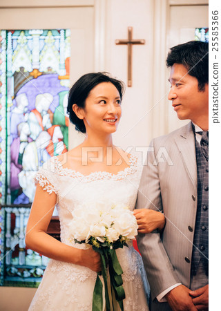Wedding image Late Married couple 25585366