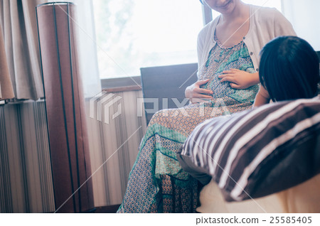 Mother and daughter image Mother and daughter image 25585405