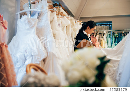 Wedding planner image 25585579