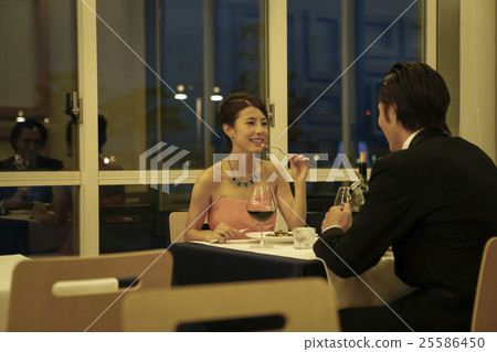晚餐約會 25586450