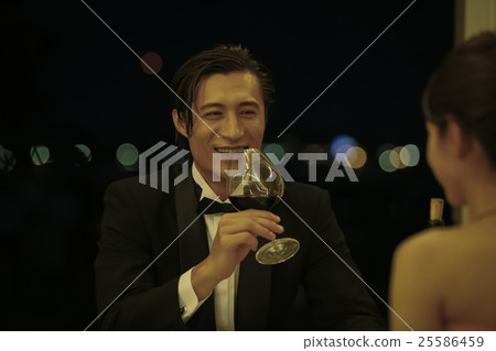 晚餐約會 晚餐約會 25586459