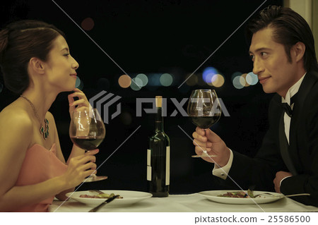 晚餐約會 25586500