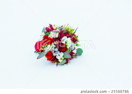 Wedding bouquet made of red and white flowers 25588786