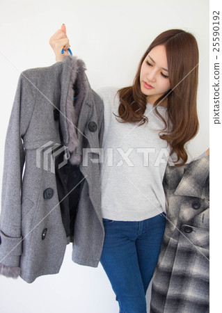Woman     25590192