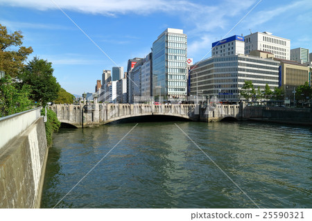 Osaka Nakanoshima Yodoyabashi and Tosabori River 25590321