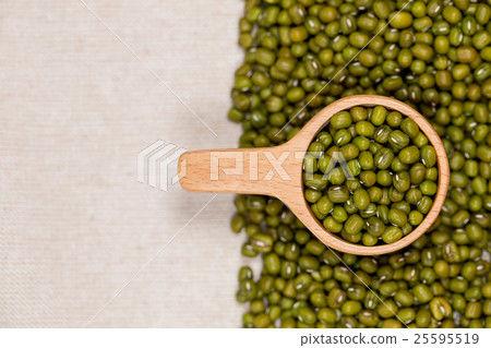 Kinpasaka豆豆，麻布背景 25595519