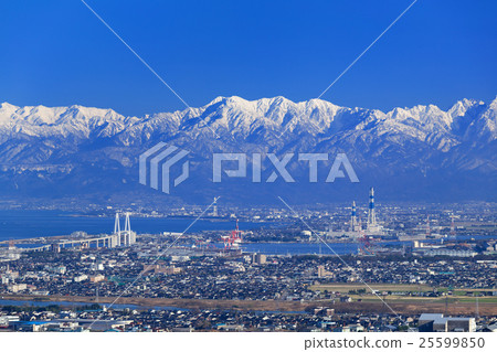 Toyama prefecture _ Tateyama mountain range Toyama prefecture _ Tateyama mountain range 25599850