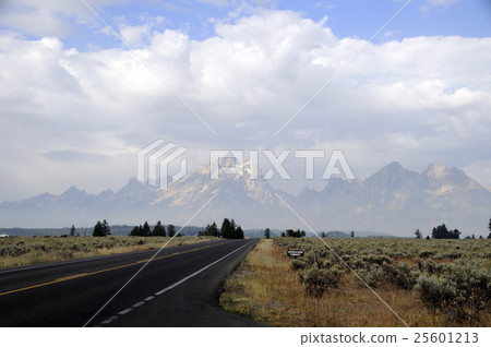 94009 Grand Teton National Park 25601213