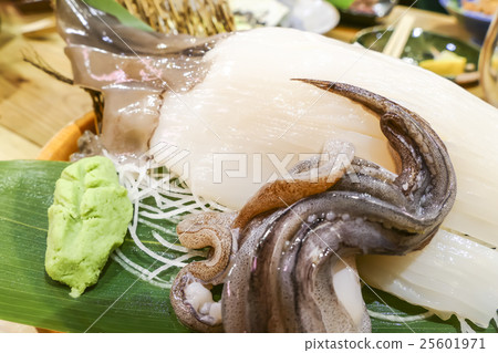 Squid sashimi Squid sashimi 25601971