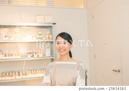 shopping complex shooting cooperation: TENOHA DAIKANYAMA 25614163