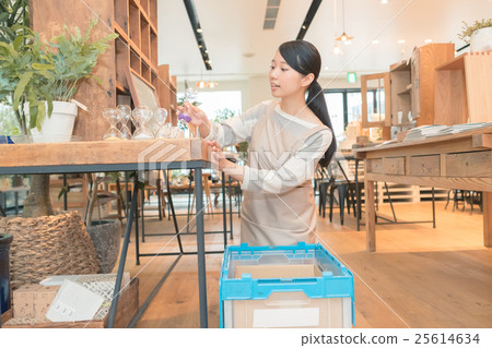 shopping complex shooting cooperation: TENOHA DAIKANYAMA 25614634