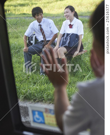 放學後的幾個高中生 放學後的幾個高中生 25616377