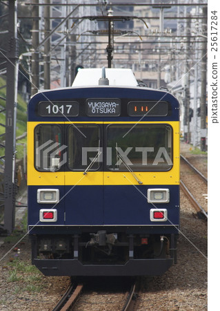 [IK] Tokyu Ikegami Line 1000 series (Kinari train) 25617284