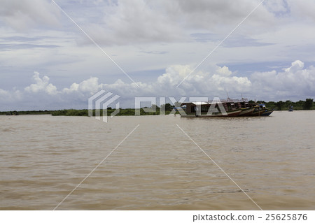 Landscape view of Tonle Sap 25625876