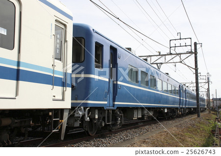 JR14 series passenger car to be sold to Tobu Railway 25626743