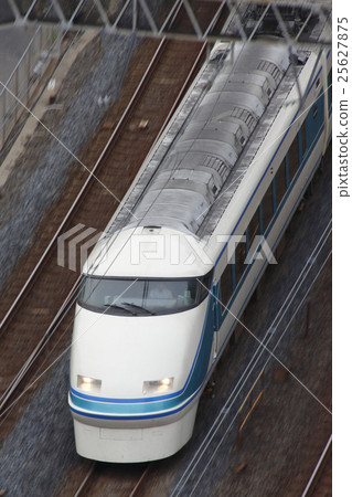 JR Direct: Limited Express Spacia Kinugawa (Stylish formation, panning) 25627875