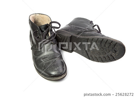 winter boots with salt 25628272