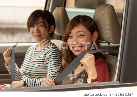 女人們一起開車 女人們一起開車 25628324