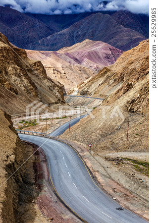 Srinagar Leh national highway NH-1 in Himalayas Srinagar Leh national highway NH-1 in Himalayas 25629985