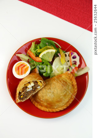 Empanada 25632644