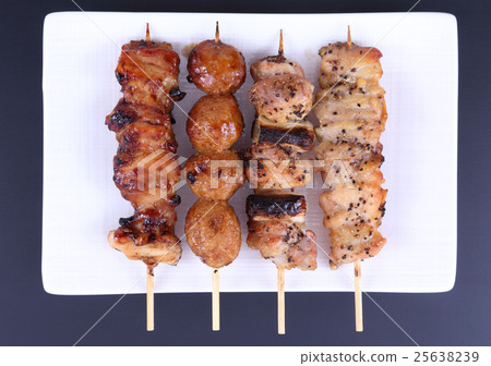 Grilled chicken Grilled chicken 25638239