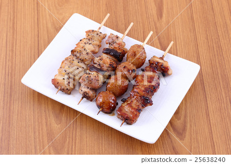 Grilled chicken 25638240