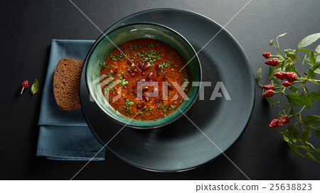 roasted tomato soup with beans 25638823