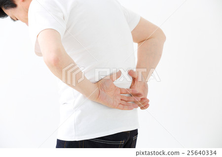 中年男性腰痛 25640334