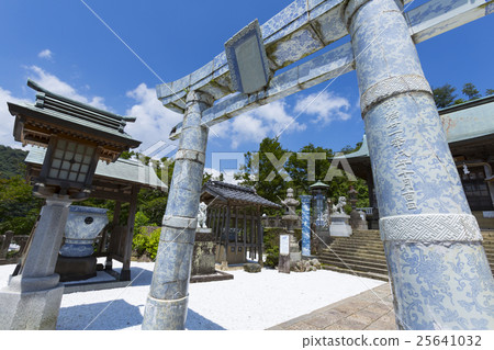 Shoyama Shrine 25641032
