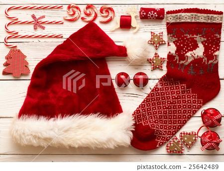 Christmas decoration flat lay Christmas decoration flat lay 25642489