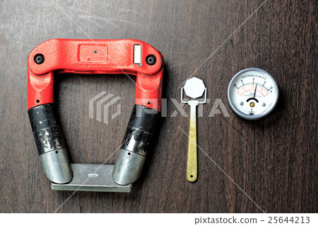 magnetic field  test equipment 25644213
