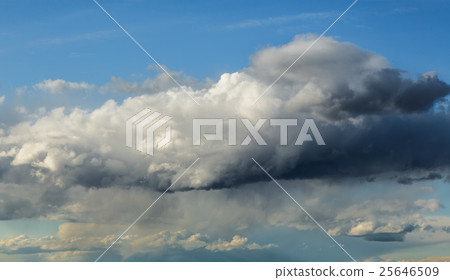 Thick white clouds in blue sky Thick white clouds in blue sky 25646509
