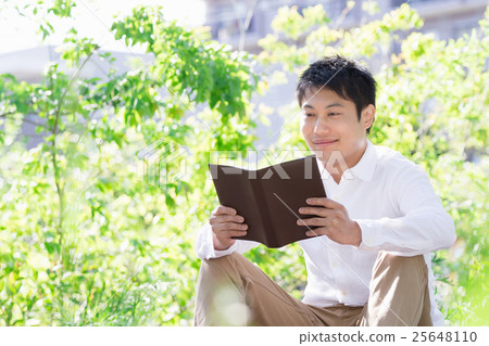 Male fresh green 25648110