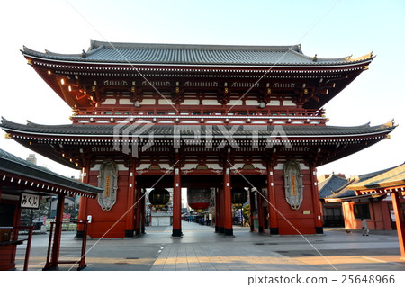Sightseeing in Tokyo "Sensoji" 25648966