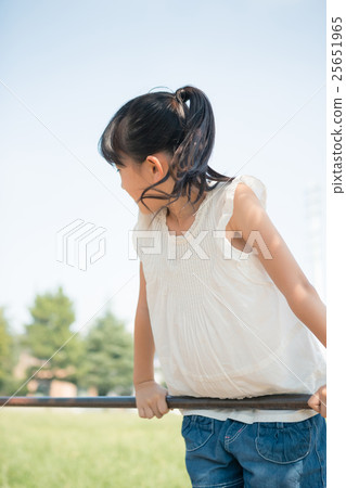 practice, practicing, girl 25651965