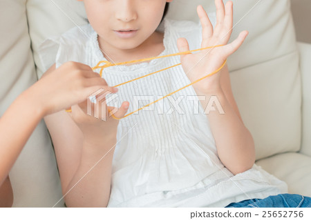 cat's cradle, younger, girl 25652756