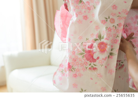 yukata, younger, sleeves 25655635
