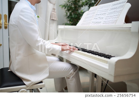 Wedding ceremony (Grooming bride groom men's surprise Surprise No face part body grand piano tuxedo) 25656754