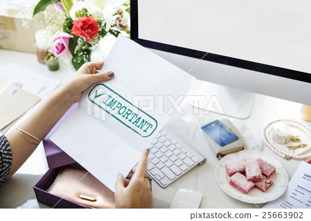 Important Priority Issues Order Effciency Graphic Concept 25663902